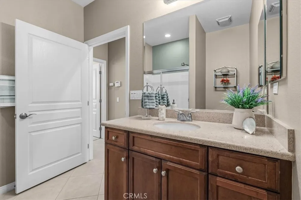 266 Bridle Trail Beaumont, CA 92223