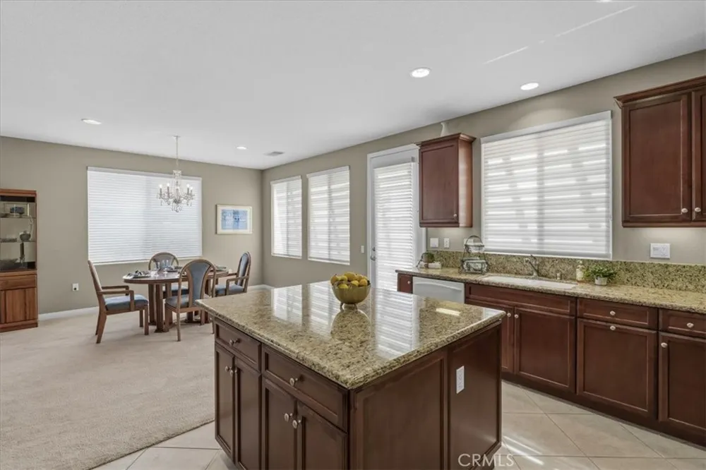 266 Bridle Trail Beaumont, CA 92223