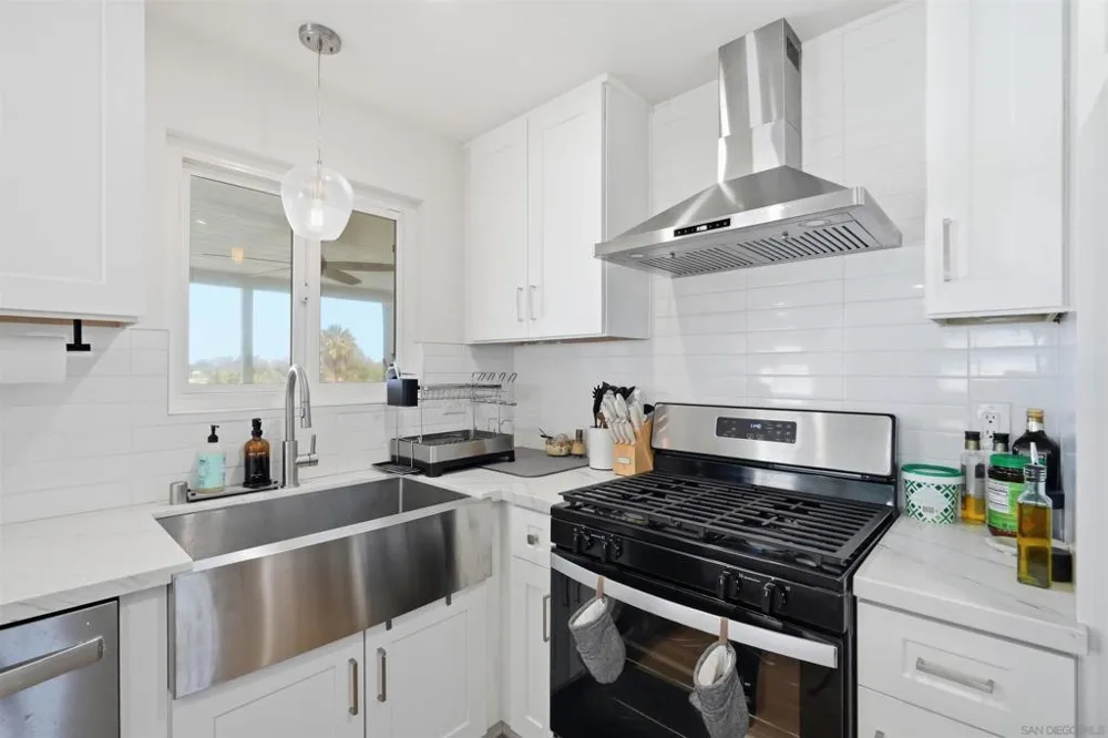 168 Manton Way Vista, CA 92084