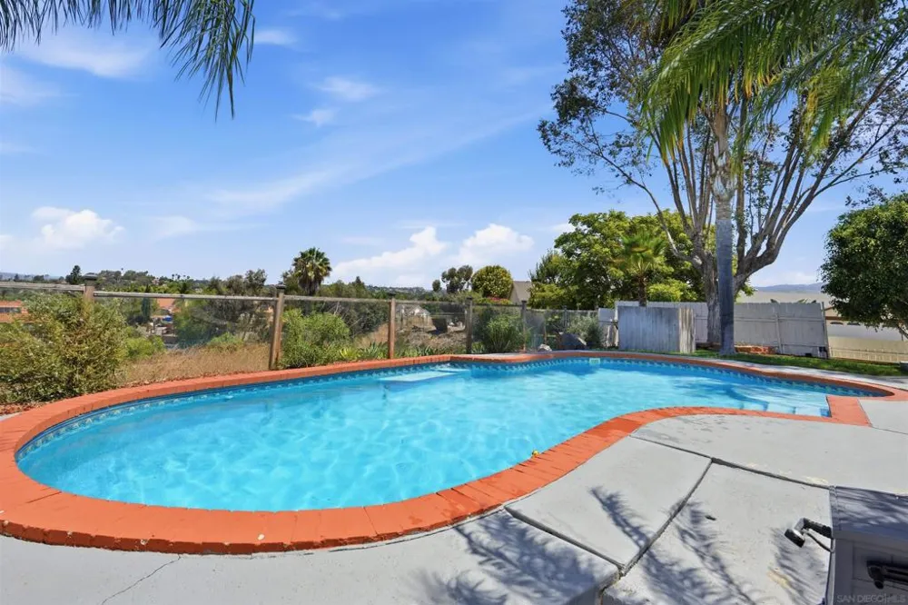 168 Manton Way Vista, CA 92084
