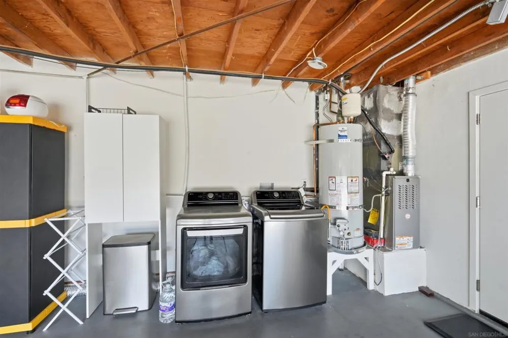 168 Manton Way Vista, CA 92084