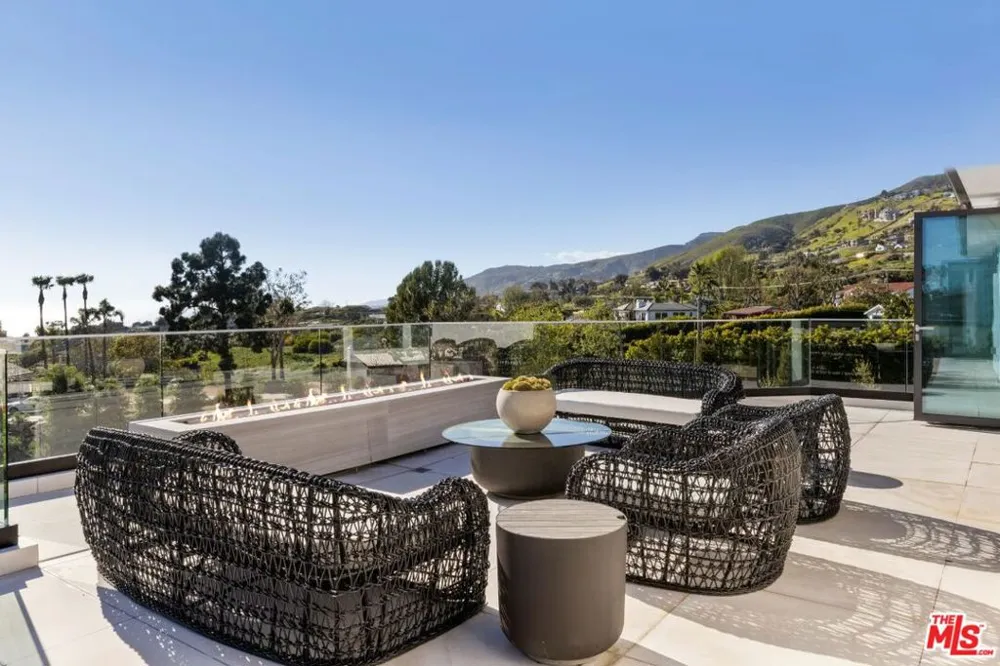 29600 Harvester #LSE Malibu, CA 90265