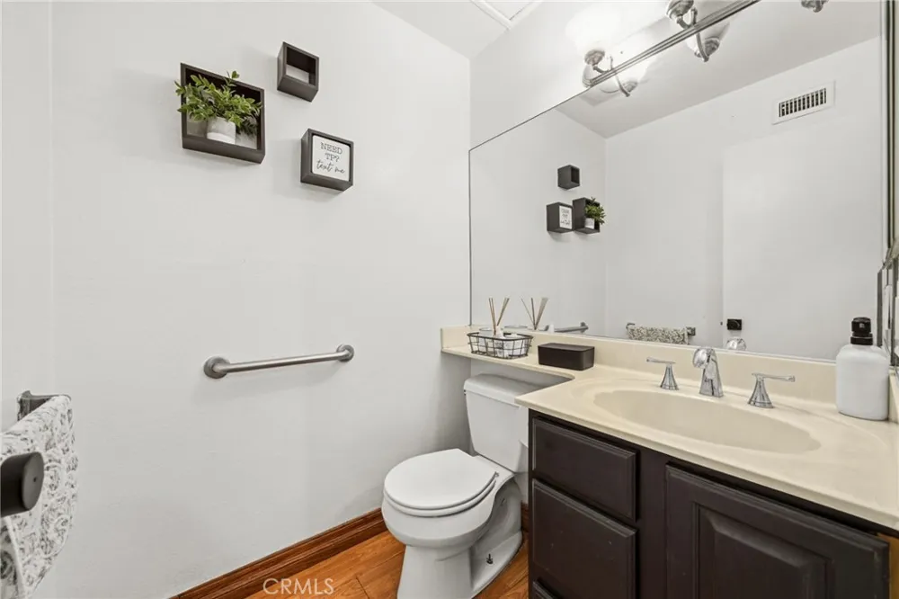 9120 Bartley Santa Fe Springs, CA 90670