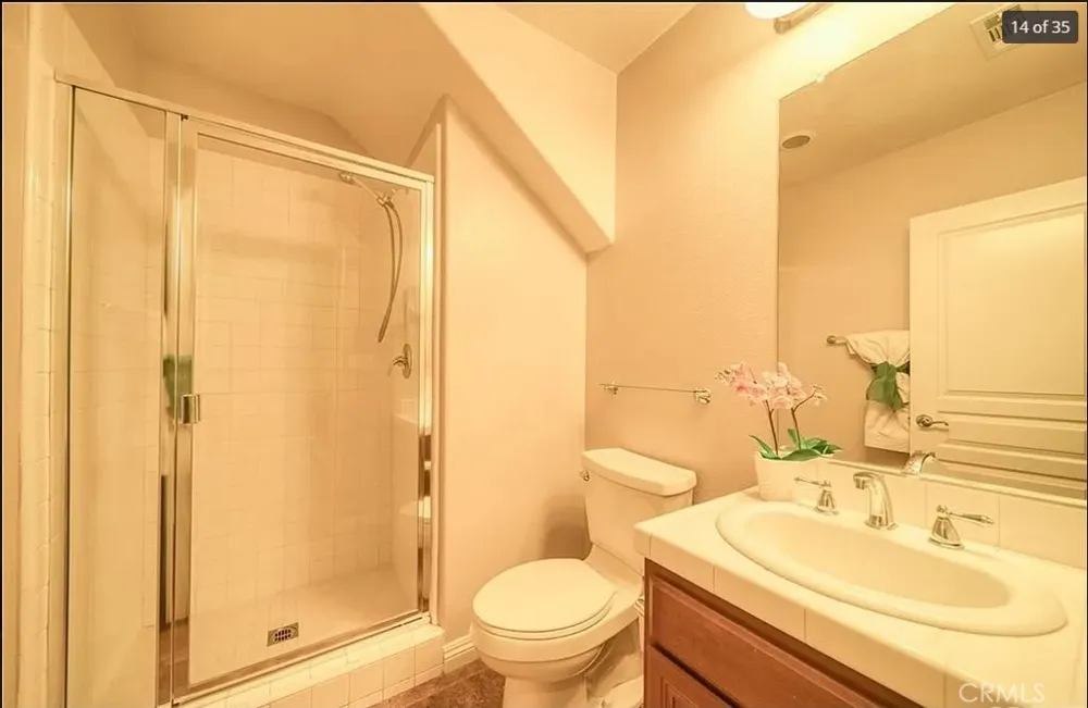 27469 Coldwater Valencia, CA 91354