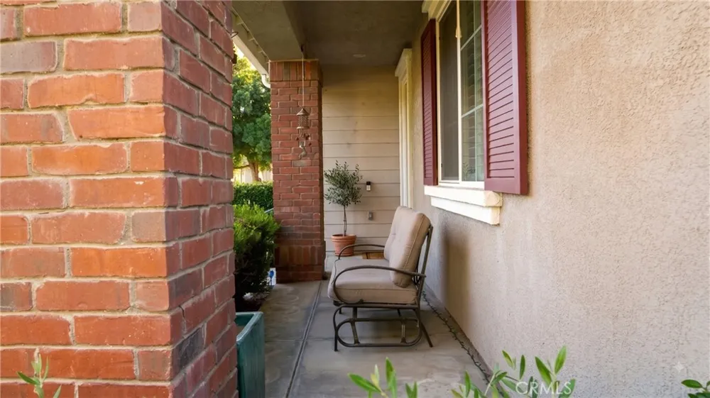 27469 Coldwater Valencia, CA 91354