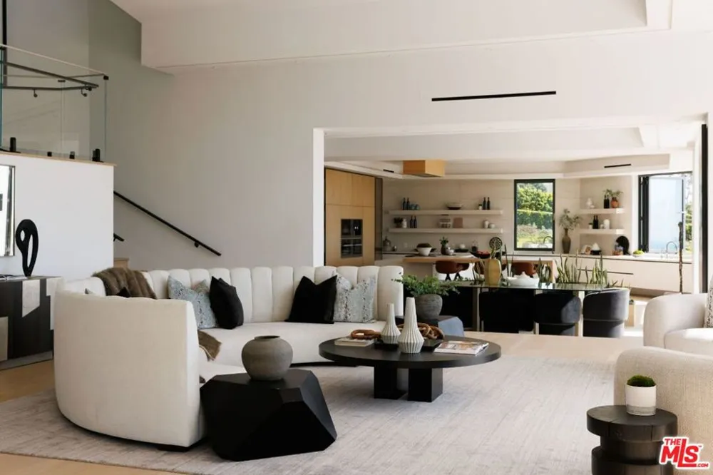 29600 Harvester Road Malibu, CA 90265