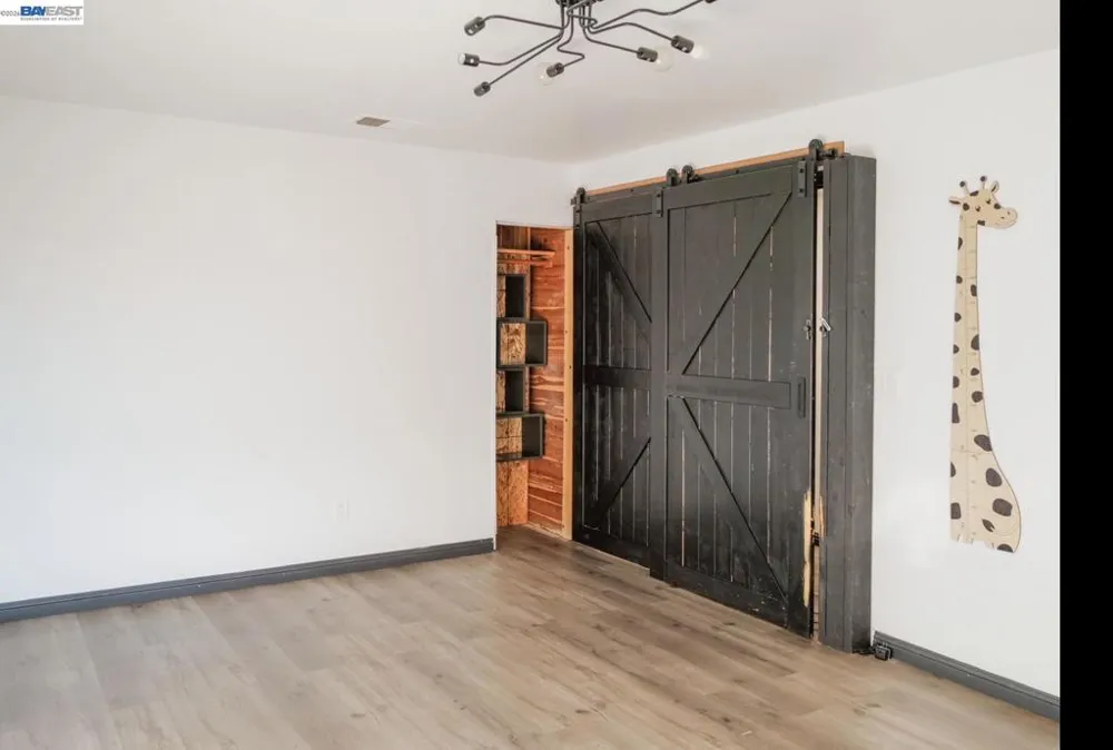 828 Coral Dr Rodeo, CA 94572