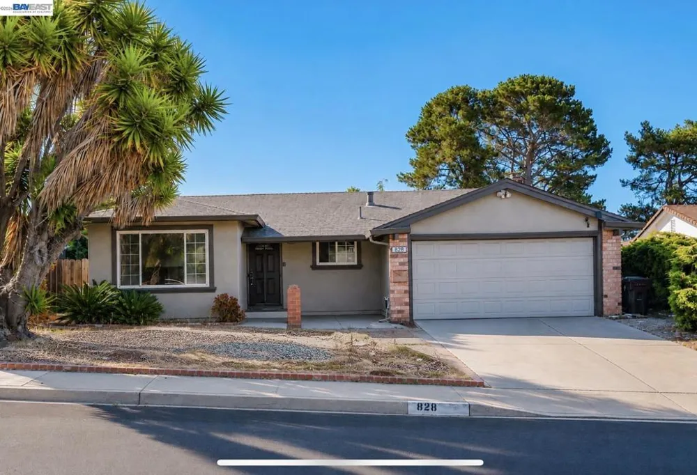 828 Coral Dr Rodeo, CA 94572