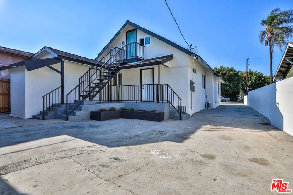 4354 Verona Street Los Angeles, CA 90023