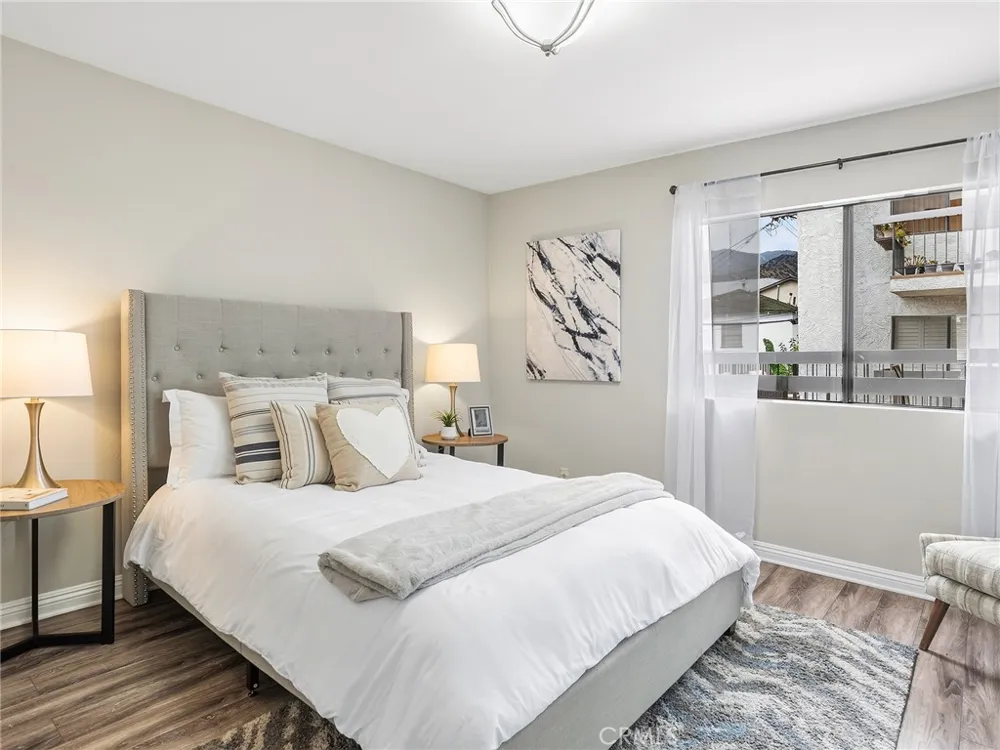 635 E Elmwood Avenue #203 Burbank, CA 91501