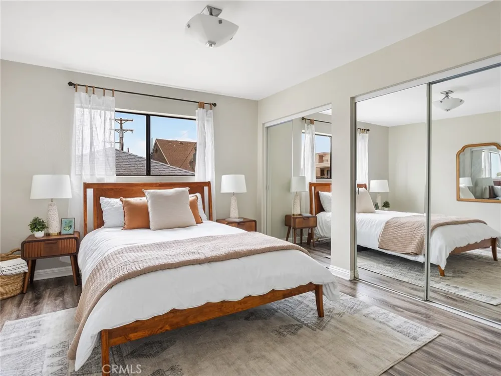 635 E Elmwood Avenue #203 Burbank, CA 91501
