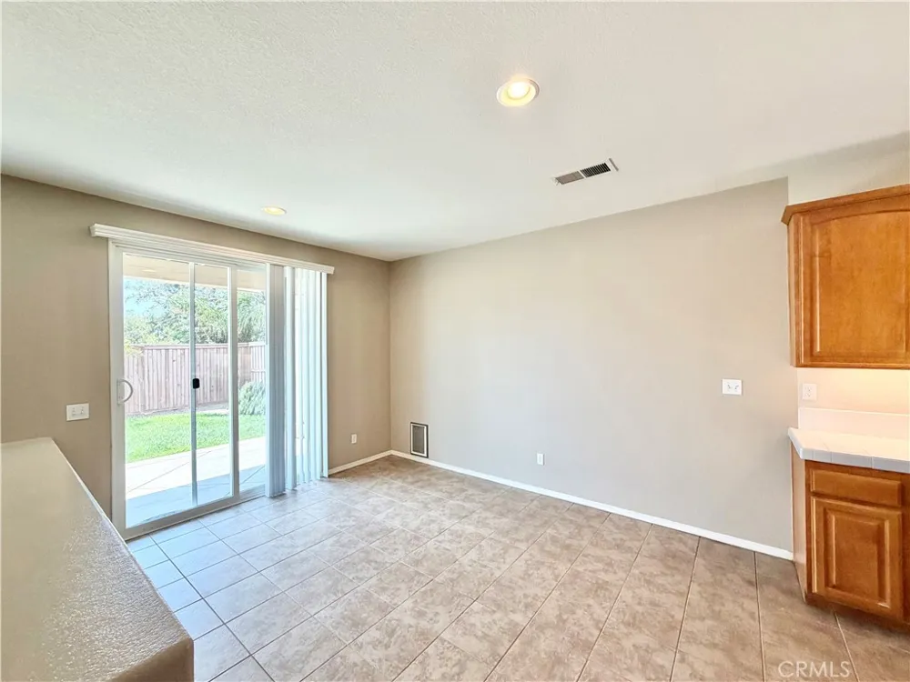 36367 Sicily Lane Winchester, CA 92596
