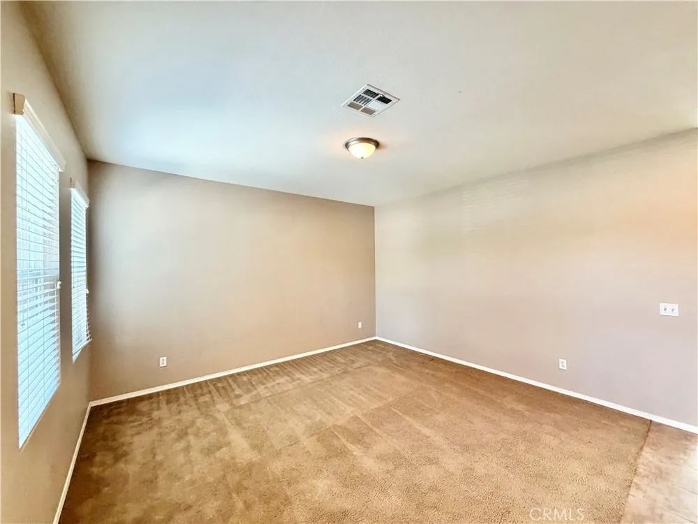 36367 Sicily Lane Winchester, CA 92596