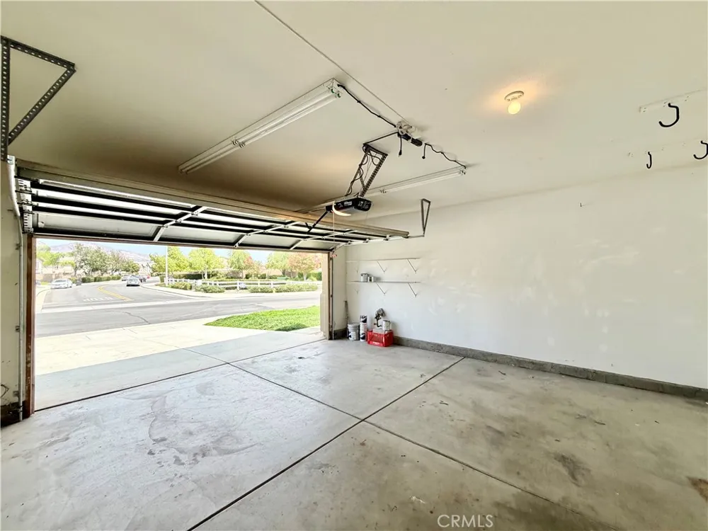 36367 Sicily Lane Winchester, CA 92596