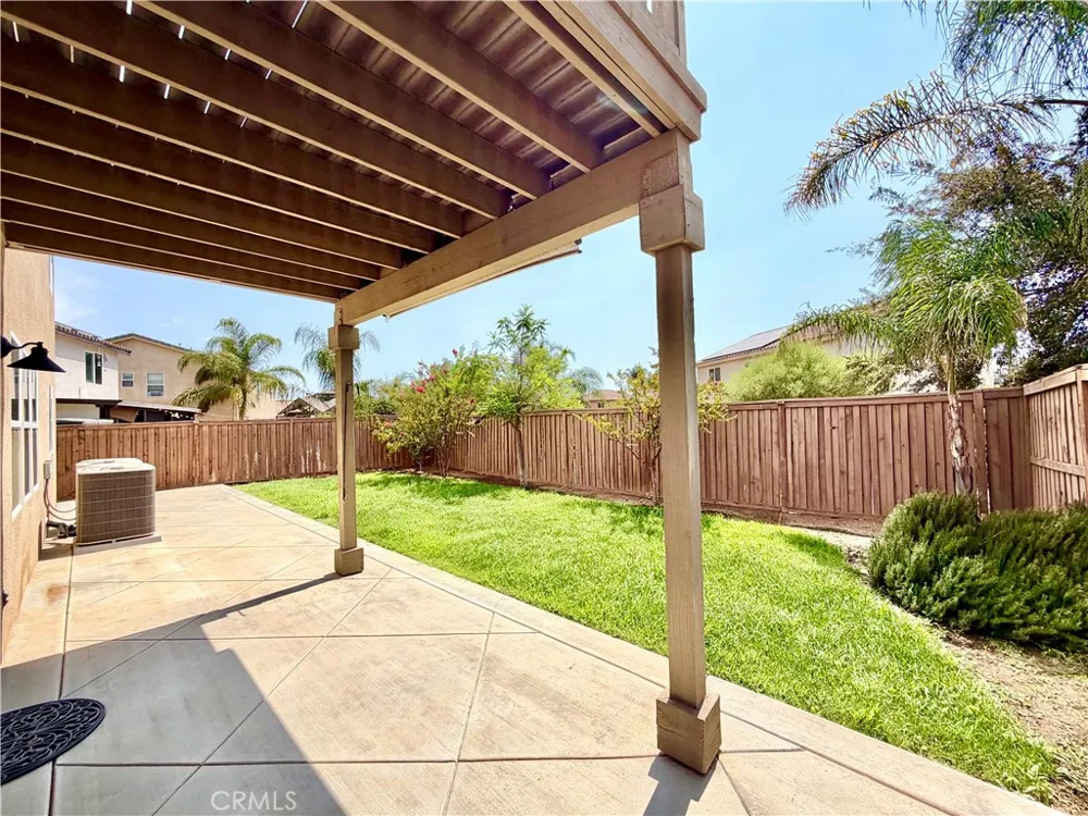36367 Sicily Lane Winchester, CA 92596