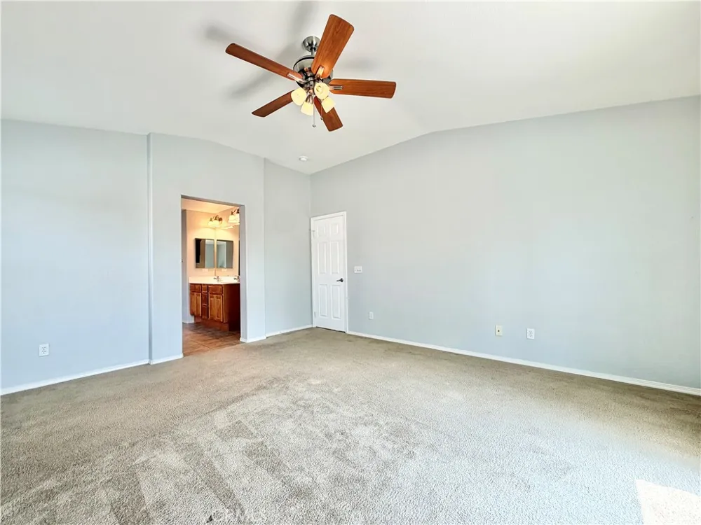 36367 Sicily Lane Winchester, CA 92596