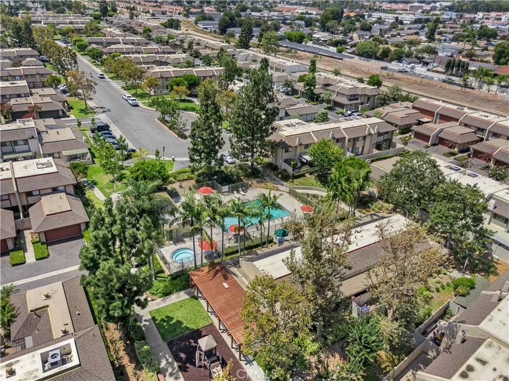 1951 Pine La Habra, CA 90631