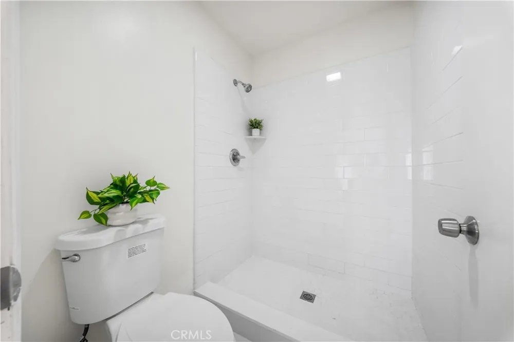 1951 Pine La Habra, CA 90631