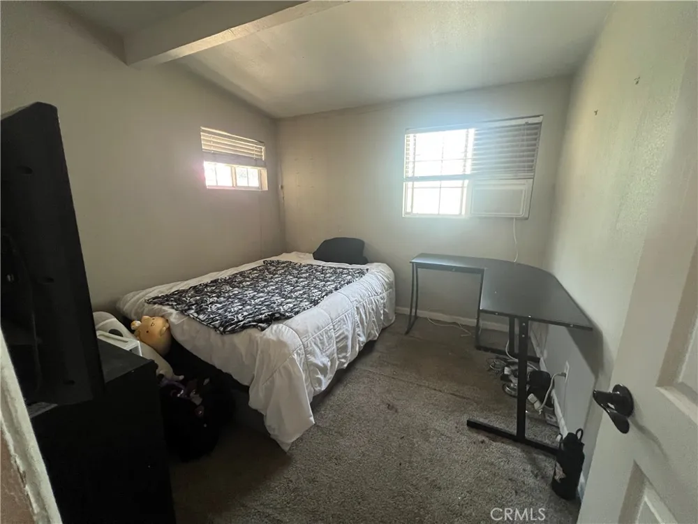 4267 Canterbury Riverside, CA 92504