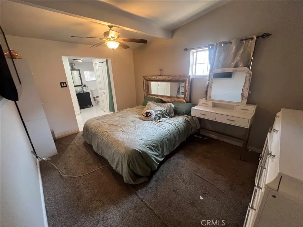 4267 Canterbury Riverside, CA 92504