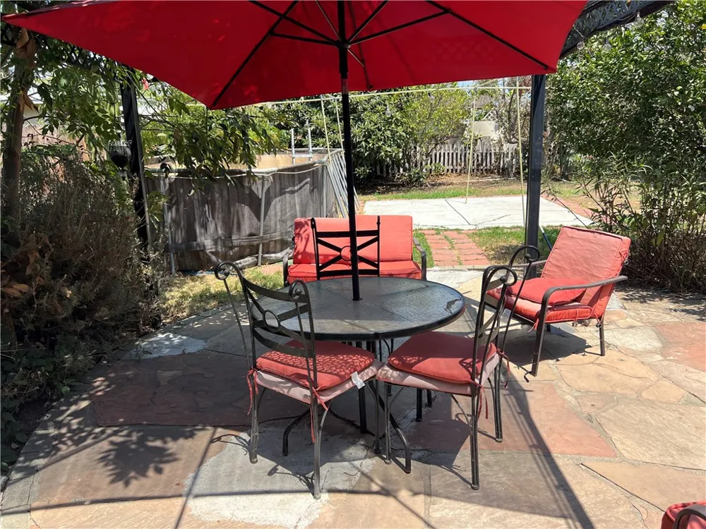 4267 Canterbury Riverside, CA 92504