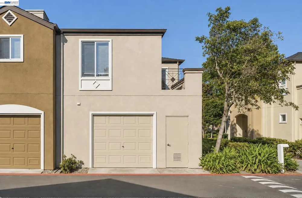 690 Applause Pl San Jose, CA 95134