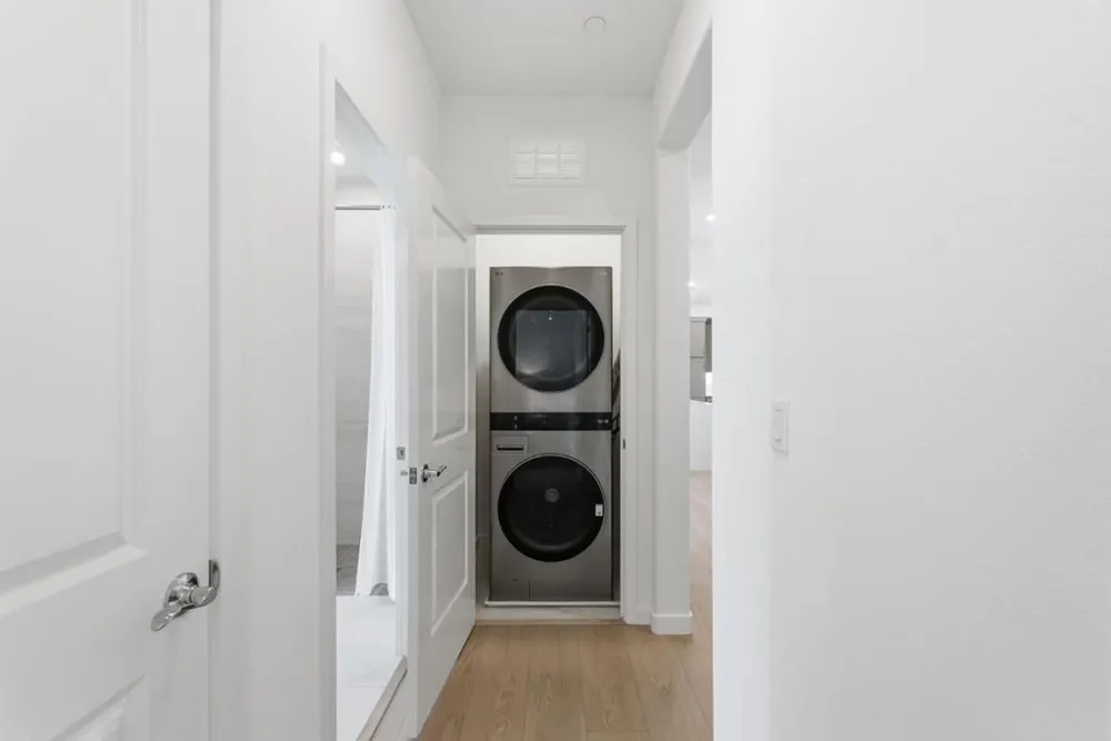 401 Siam Terrace #8 Sunnyvale, CA 94089