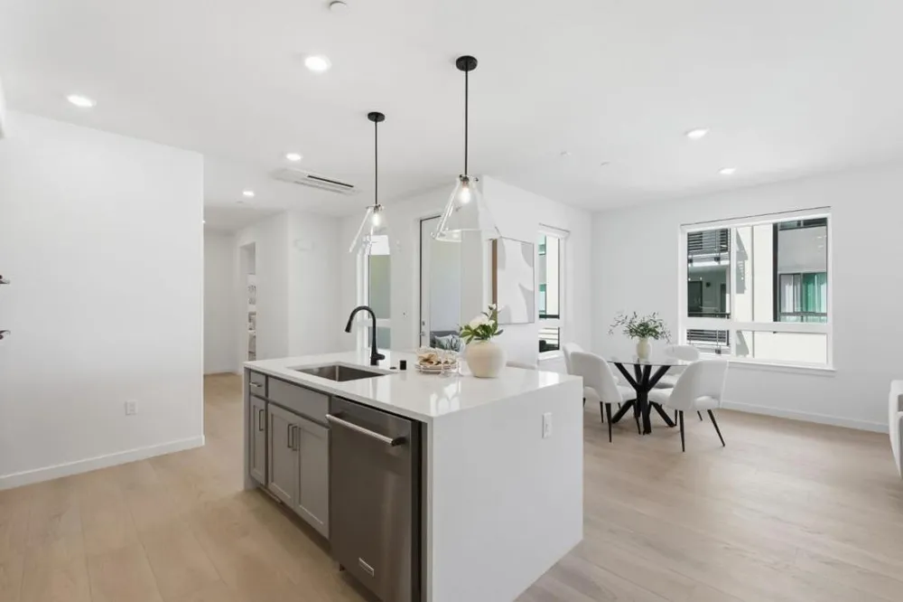 401 Siam Terrace #8 Sunnyvale, CA 94089