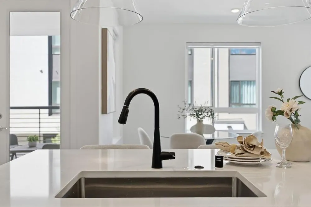 401 Siam Terrace #8 Sunnyvale, CA 94089