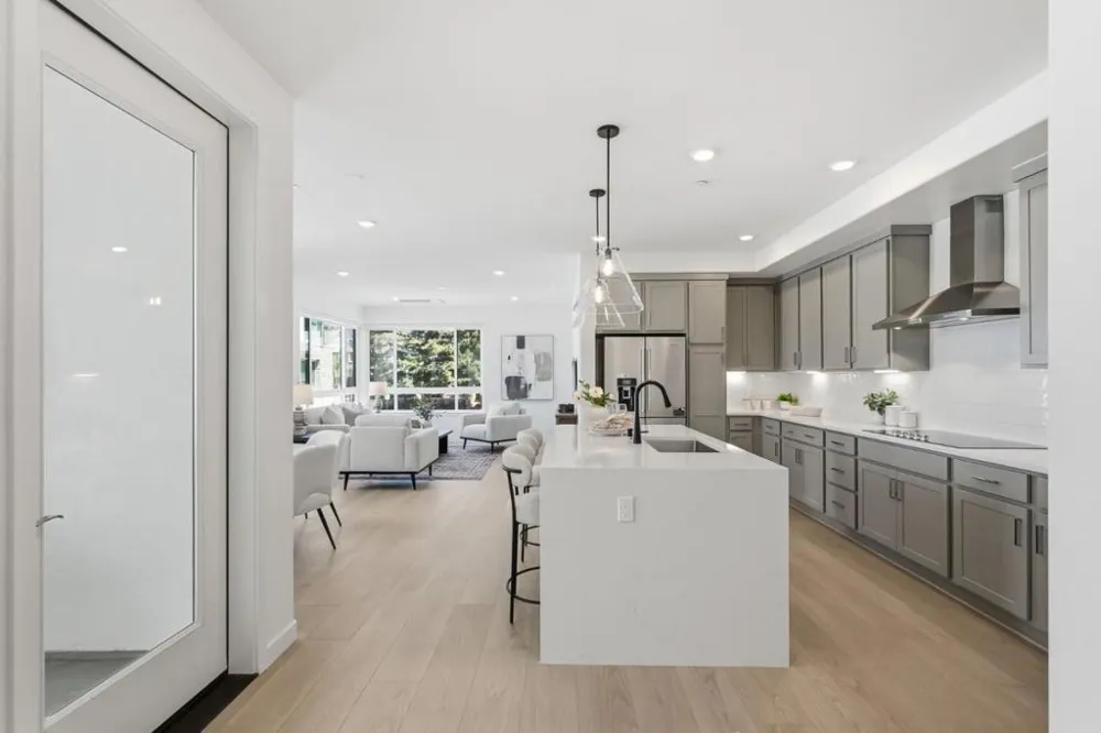 401 Siam Terrace #8 Sunnyvale, CA 94089