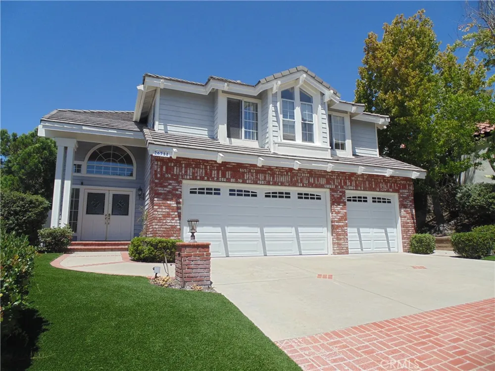 26711 Laurel Crest Laguna Hills, CA 92653