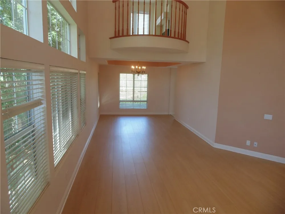 26711 Laurel Crest Laguna Hills, CA 92653