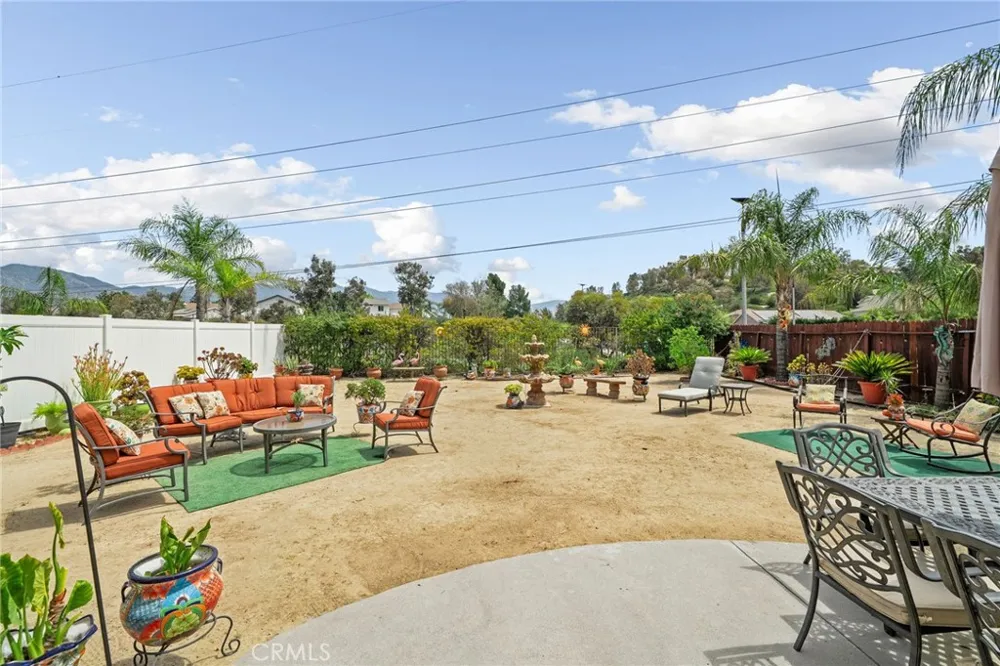 12200 Canyon Hill Avenue Sylmar, CA 91342