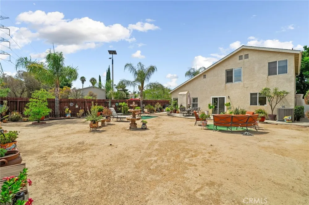 12200 Canyon Hill Avenue Sylmar, CA 91342
