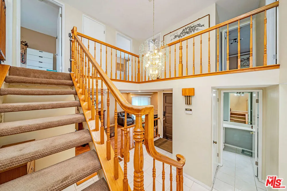 4533 Rainier Drive Cypress, CA 90630