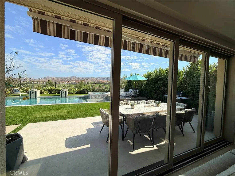 133 Sunnyslope Irvine, CA 92618