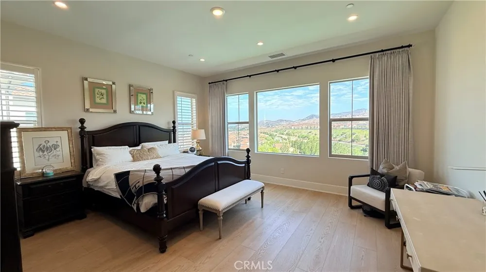 133 Sunnyslope Irvine, CA 92618