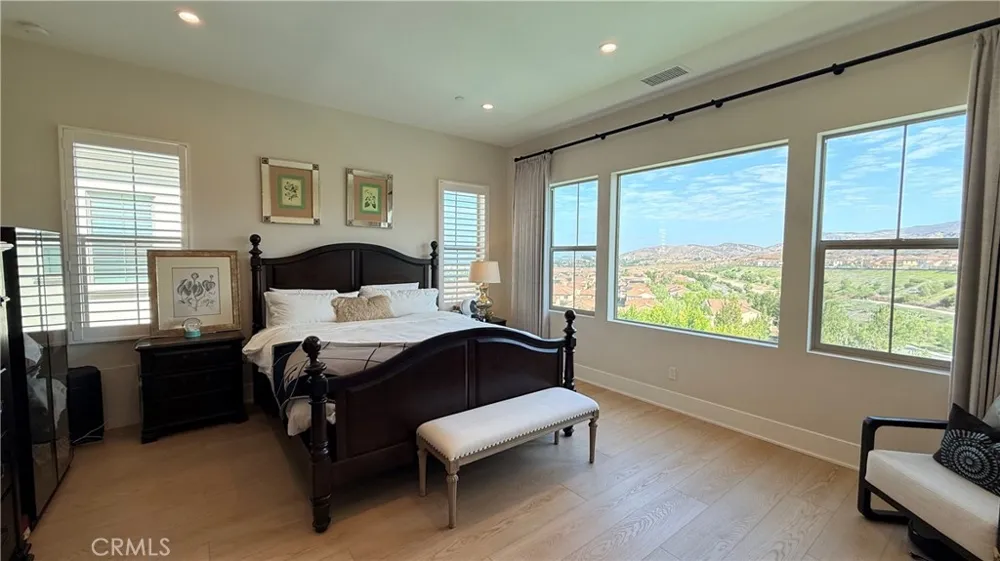 133 Sunnyslope Irvine, CA 92618