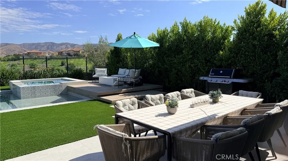 133 Sunnyslope Irvine, CA 92618