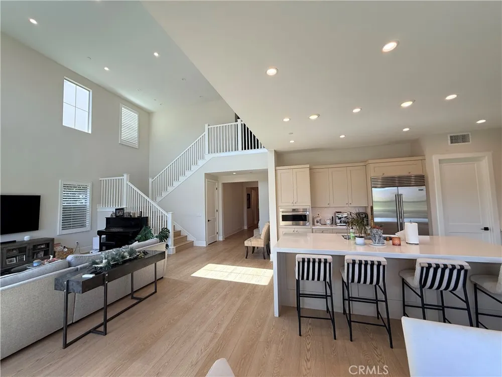 133 Sunnyslope Irvine, CA 92618