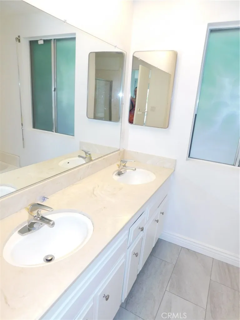 2346 Sarandi Grande Drive Hacienda Heights, CA 91745