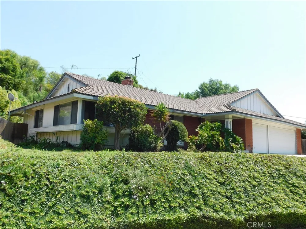 2346 Sarandi Grande Drive Hacienda Heights, CA 91745