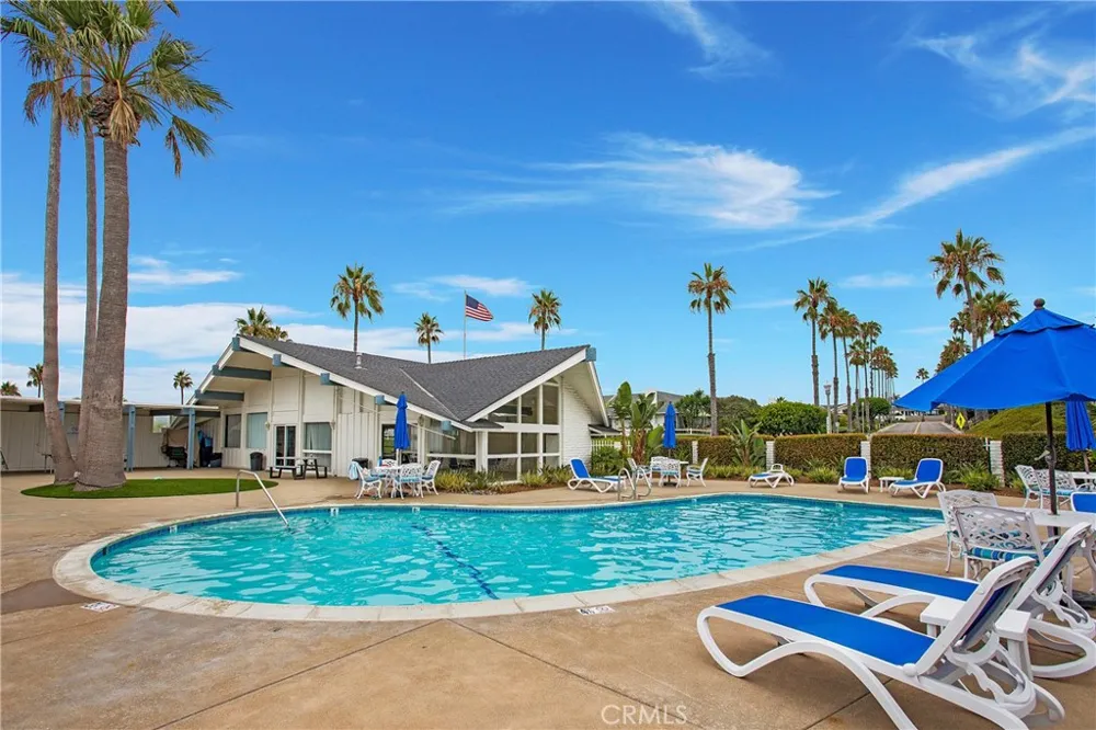 305 Camino San Clemente San Clemente, CA 92672
