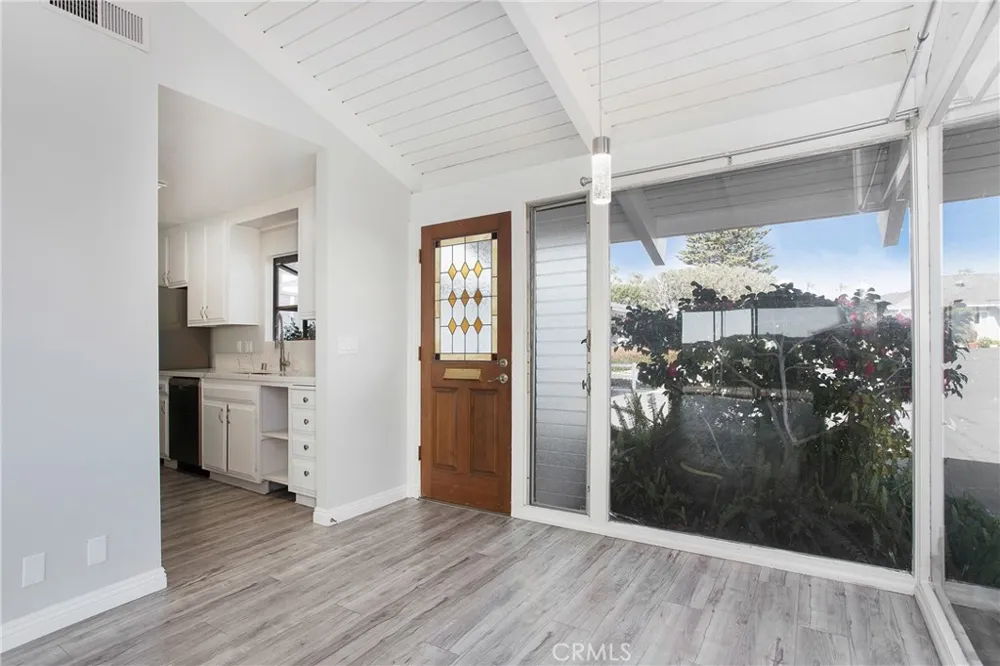 305 Camino San Clemente San Clemente, CA 92672