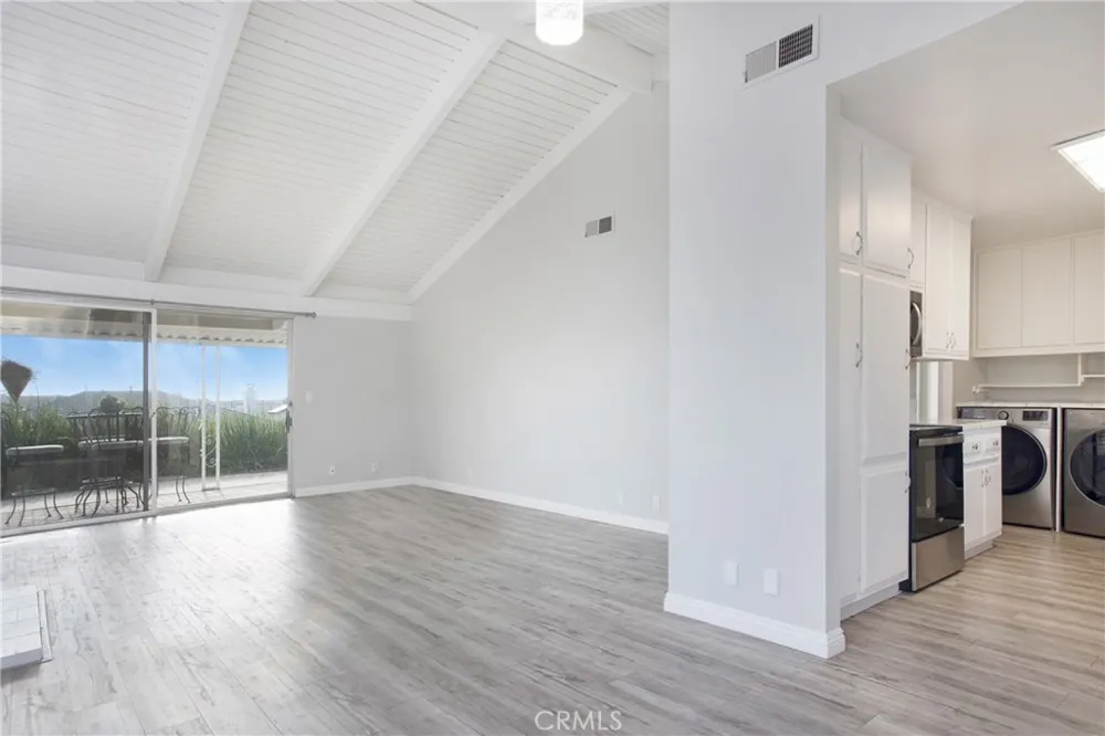 305 Camino San Clemente San Clemente, CA 92672