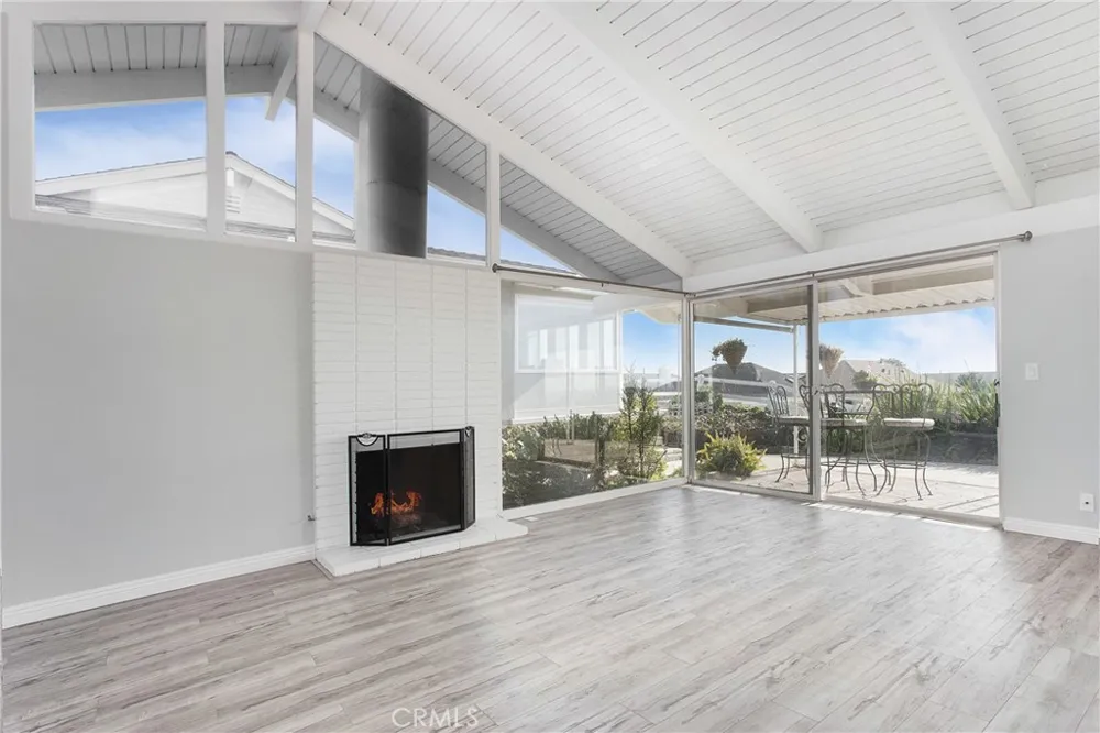 305 Camino San Clemente San Clemente, CA 92672