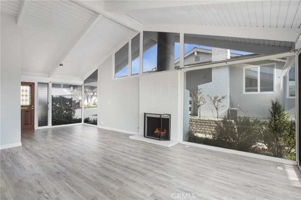 305 Camino San Clemente San Clemente, CA 92672