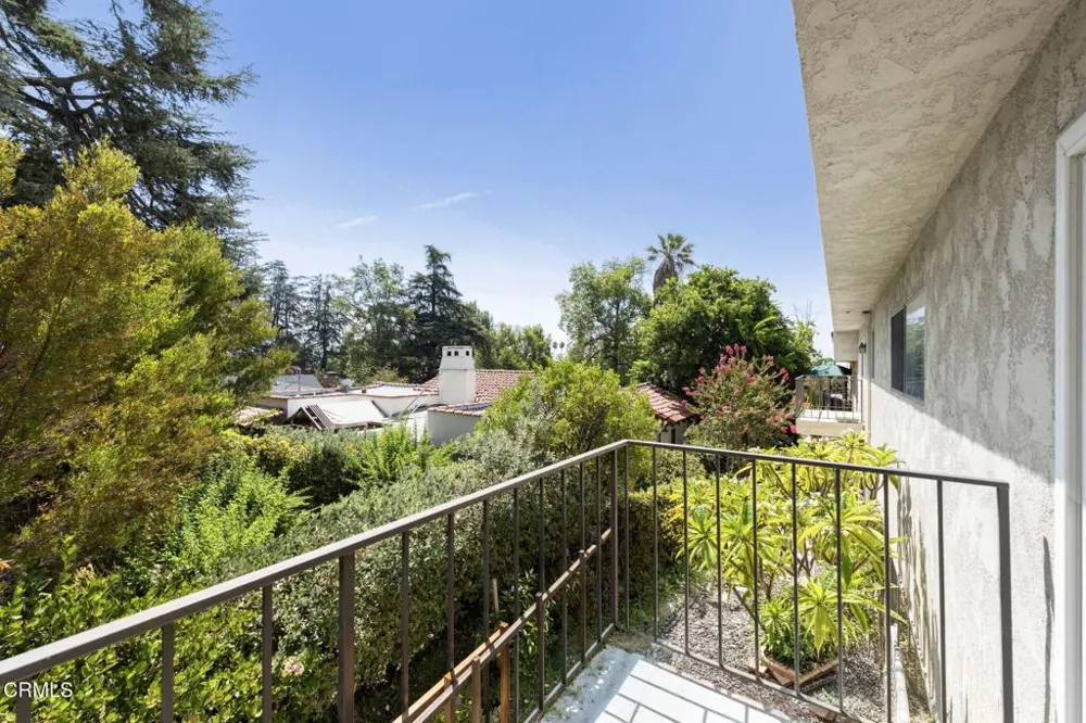 555 W Sierra Madre Boulevard #I Sierra Madre, CA 91024