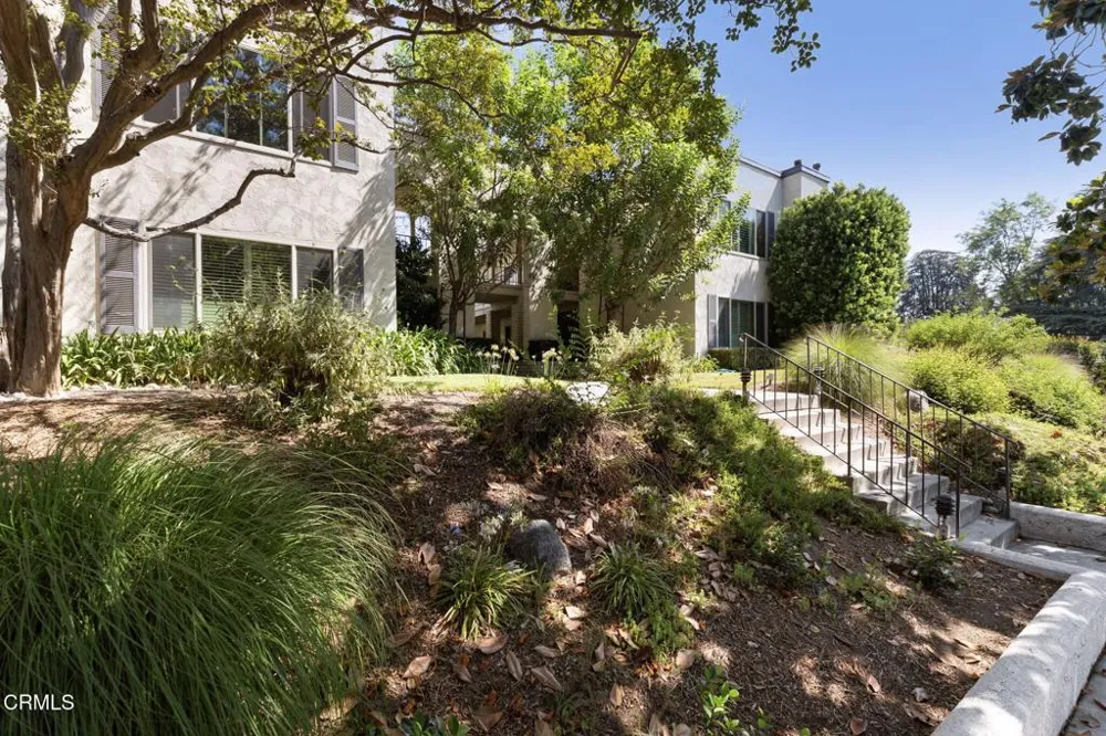 555 W Sierra Madre Boulevard #I Sierra Madre, CA 91024