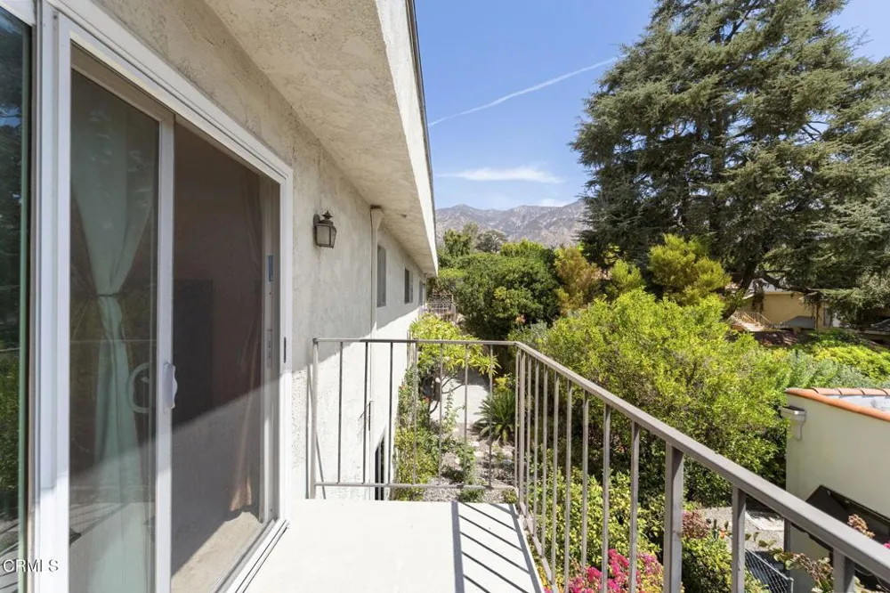 555 W Sierra Madre Boulevard #I Sierra Madre, CA 91024